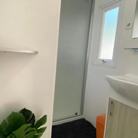 Mobil-home 6 Pers 2 Ch Proche Des Plages * Кане